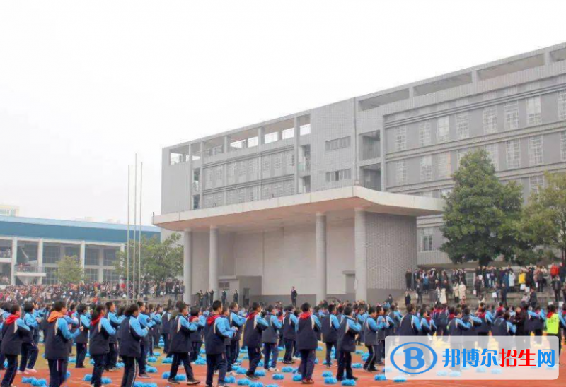 桂陽縣展輝高中、子龍學(xué)校、東塔學(xué)校高中部2022錄取分?jǐn)?shù)線（2023參考）