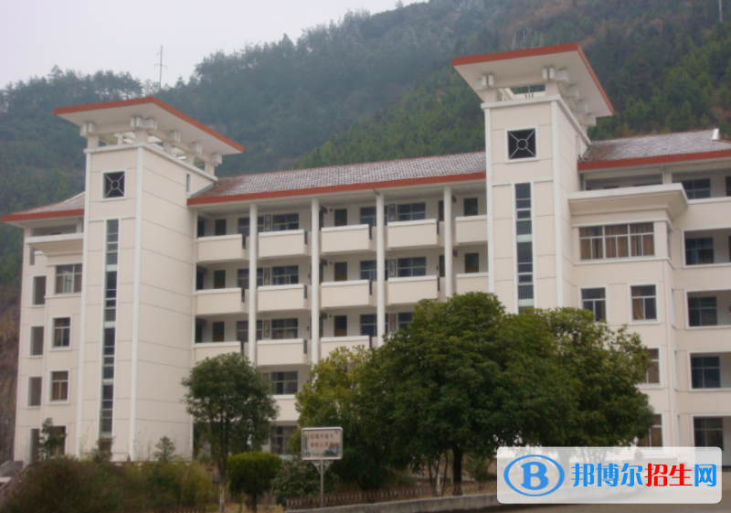 磐安縣鳳凰書院高中部2022錄取分?jǐn)?shù)線（2023參考）