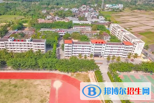 儋州市新州中學(xué)地址在哪里，哪個(gè)地區(qū)，哪個(gè)城市