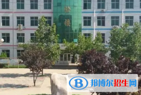 石家莊市鹿泉區(qū)職業(yè)中專(zhuān)學(xué)校地址在哪里，哪個(gè)地區(qū)，哪個(gè)城市?