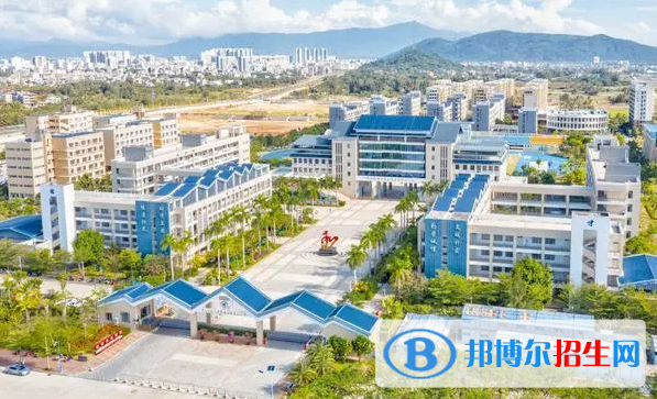 2023陵水縣陵水中學(xué)招生簡章