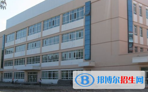 2023旅游服務(wù)與管理專業(yè)的烏魯木齊中職學(xué)校有哪些？