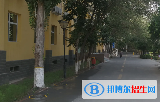 2023計算機平面設(shè)計專業(yè)的烏魯木齊中職學(xué)校有哪些？