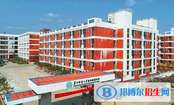 華中師大海南附屬中學(xué)歷年招生分數(shù)線一覽表(2023參考)