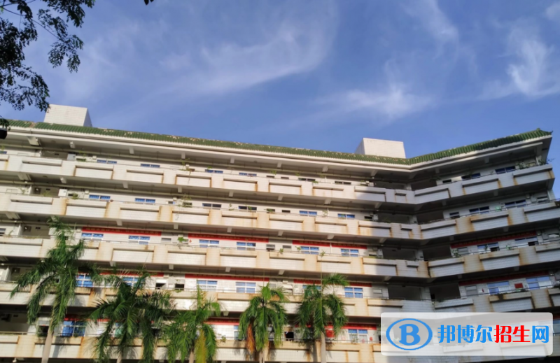 2023華中師大海南附屬中學(xué)招生簡(jiǎn)章