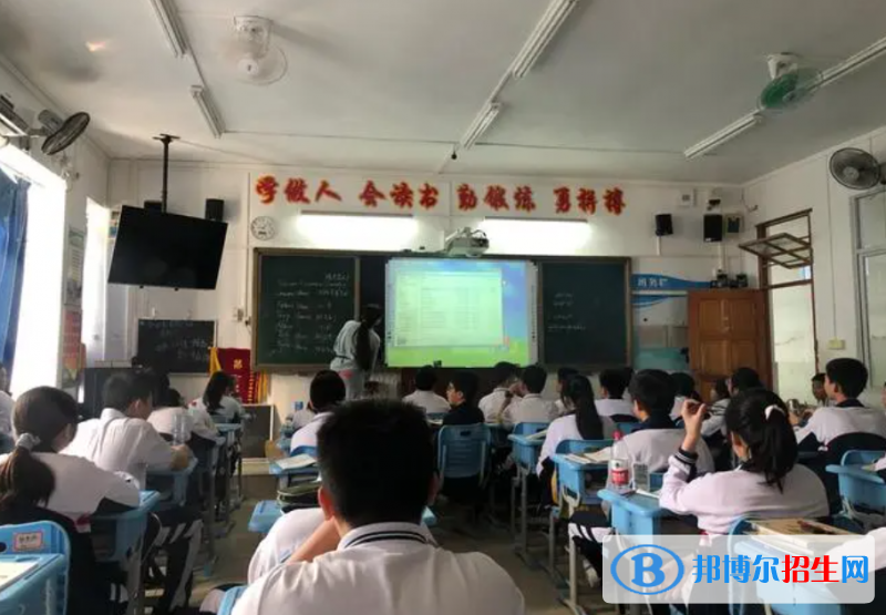 2023華中師大海南附屬中學(xué)招生計劃 招生人數(shù)是多少(附要求、條件、對象)