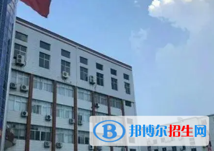 河南衛(wèi)生干部學(xué)院地址在哪里，哪個地區(qū)，哪個城市?
