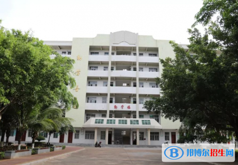 2023臨高縣新盈中學(xué)招生計(jì)劃 招生人數(shù)是多少(附要求、條件、對(duì)象)
