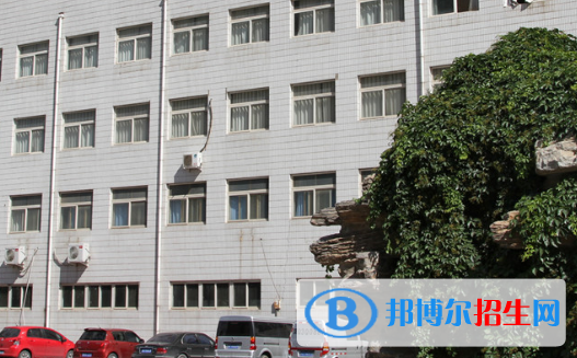 北京科技高級技術(shù)學(xué)校地址在哪里，哪個地區(qū)，哪個城市?