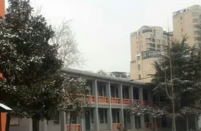 2023焦作衛(wèi)生醫(yī)藥學校多少錢 焦作衛(wèi)生醫(yī)藥學校各專業(yè)學費收費標準