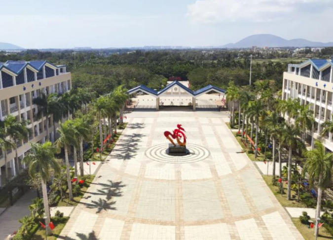 陵水縣民族中學(xué)地址在哪里，哪個(gè)地區(qū)，哪個(gè)城市