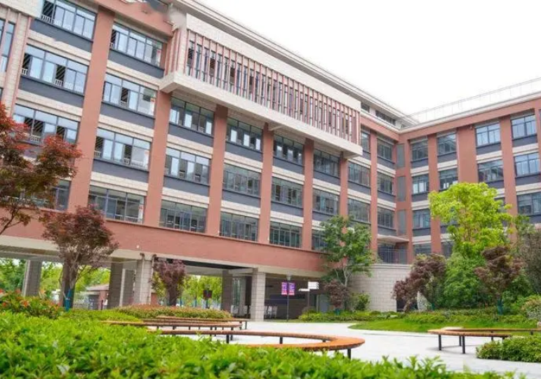 蘇州大學(xué)附屬中學(xué)地址在哪里，哪個地區(qū)，哪個城市