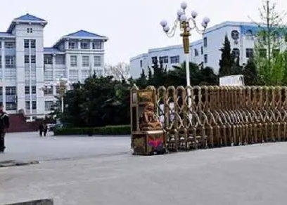 南陽中醫(yī)藥學校地址在哪里，哪個地區(qū)，哪個城市?