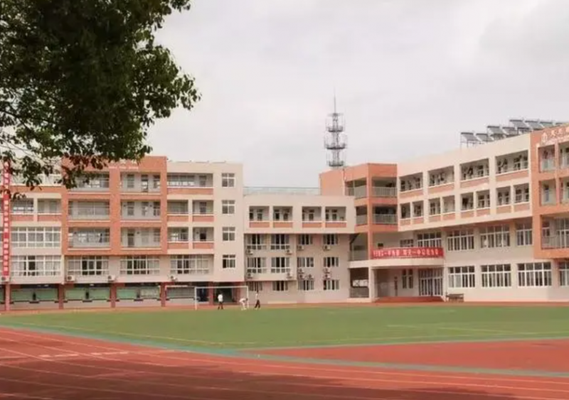 蘇州市第六中學(xué)校地址在哪里，哪個(gè)地區(qū)，哪個(gè)城市
