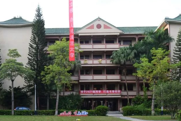 揚(yáng)州大學(xué)和廣州理工學(xué)院怎么選？哪個(gè)好？附分?jǐn)?shù)線