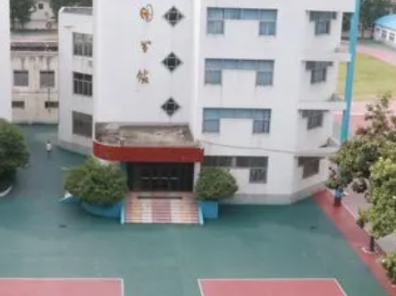 2023南陽市藝術中等職業(yè)學校多少錢 南陽市藝術中等職業(yè)學校各專業(yè)學費收費標準