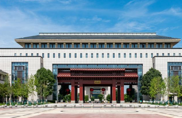 南京工業(yè)大學(xué)和武漢學(xué)院怎么選？哪個(gè)好？附分?jǐn)?shù)線
