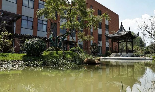 江蘇省外國語學(xué)校怎么樣、好不好(2023參考)