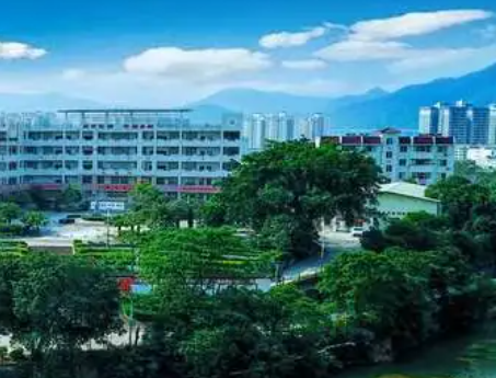 蒙山縣中等專業(yè)學(xué)校地址，乘車路線