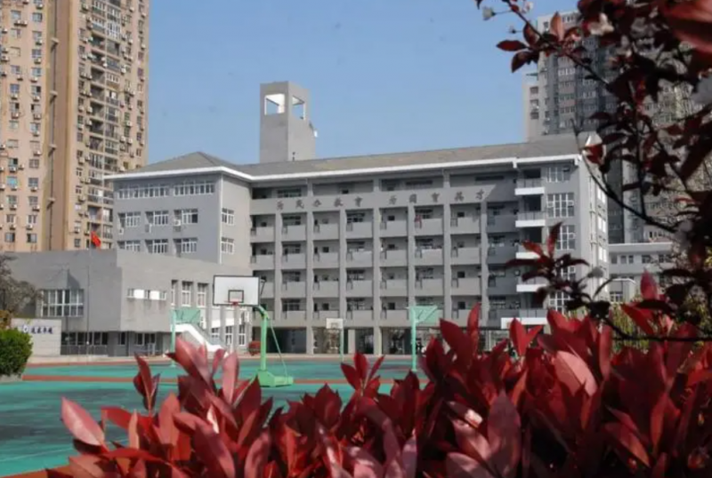 江蘇省南京市第一中學地址，乘車路線
