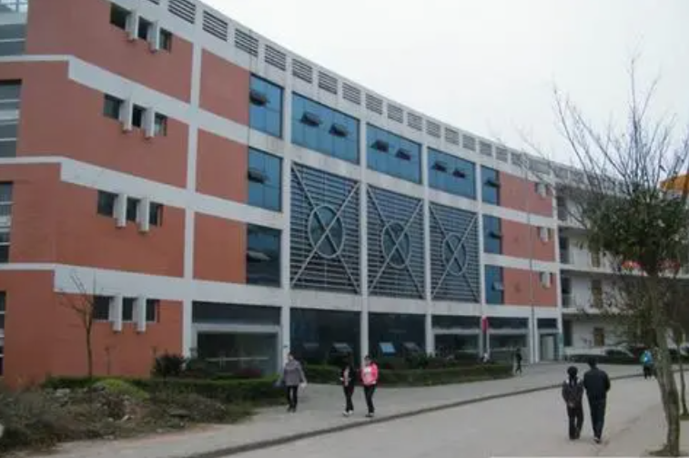 2024重慶公辦計算機學(xué)校有哪些 重慶公辦計算機學(xué)校名單一覽表
