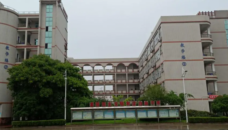 海南鑫源高級(jí)中學(xué)怎么樣、好不好(2023參考)