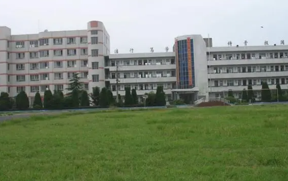 江蘇省溧水高級(jí)中學(xué)地址，乘車路線