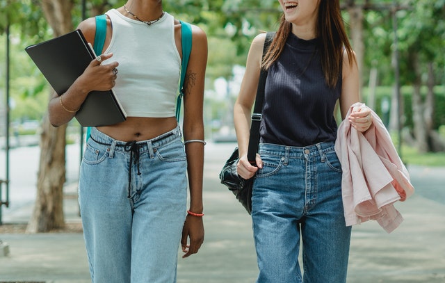 2023年江蘇讀鐵路客運服務專業(yè)的技工學校有哪些？