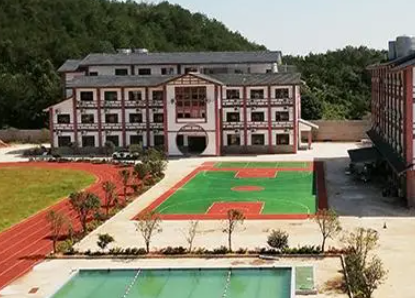 鷹潭市龍虎山職業(yè)中等專業(yè)學(xué)校地址，乘車路線