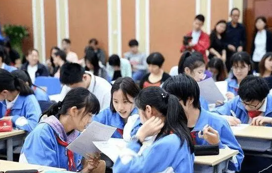2023年南通中考成績(jī)?cè)谀睦锊樵?中考成績(jī)查詢?nèi)肟诰W(wǎng)站