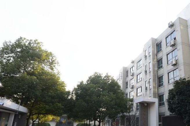 南京市第九中學(xué)地址，乘車路線