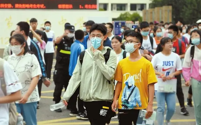 2023年景德鎮(zhèn)中考成績?cè)谀睦锊樵?中考成績查詢?nèi)肟诰W(wǎng)站