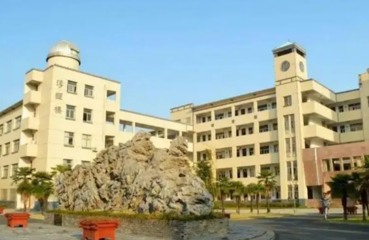 江蘇省沙溪高級中學(xué)地址，乘車路線