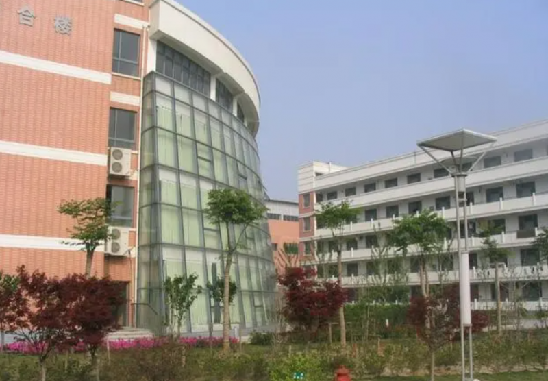 吳江市青云中學(xué)歷年招生分數(shù)線一覽表(2023參考)