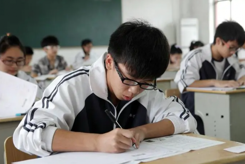 2023年德宏中考成績(jī)?cè)谀睦锊樵?中考成績(jī)查詢?nèi)肟诰W(wǎng)站