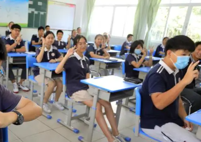 2023年烏蘭察布中考成績(jī)?cè)谀睦锊樵?中考成績(jī)查詢?nèi)肟诰W(wǎng)站