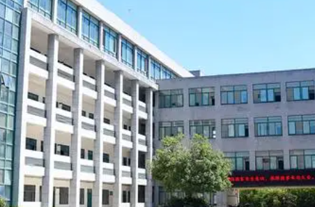 銅陵智通職業(yè)技術(shù)學校地址，乘車路線