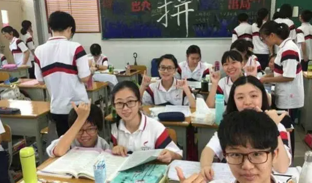 西雙版納中考2023年成績查詢時(shí)間(預(yù)測)