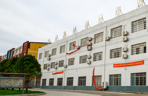 陽(yáng)煤集團(tuán)職業(yè)技術(shù)學(xué)校地址，乘車(chē)路線(xiàn)