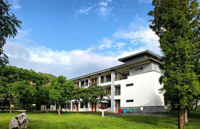 江蘇省木瀆高級中學(xué)地址，乘車路線