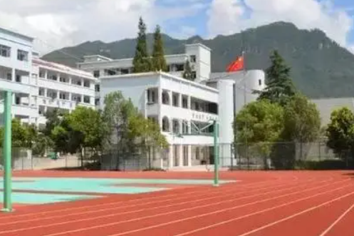 2023年浙江上中專需要什么條件