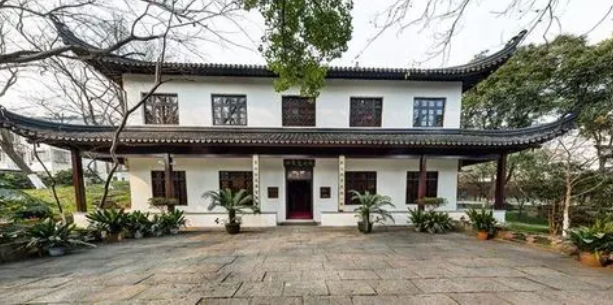 江蘇省蘇州第十中學(xué)地址，乘車路線