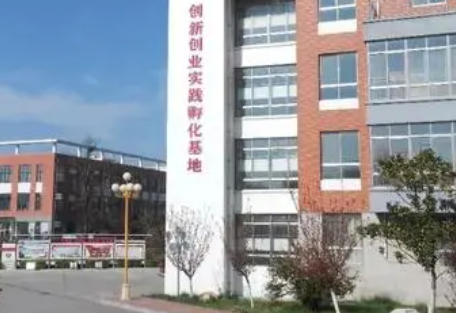 2023平度市職業(yè)中等專業(yè)學(xué)校多少錢 平度市職業(yè)中等專業(yè)學(xué)校各專業(yè)學(xué)費收費標(biāo)準
