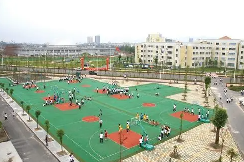 淳輝高級中學(xué)怎么樣、好不好