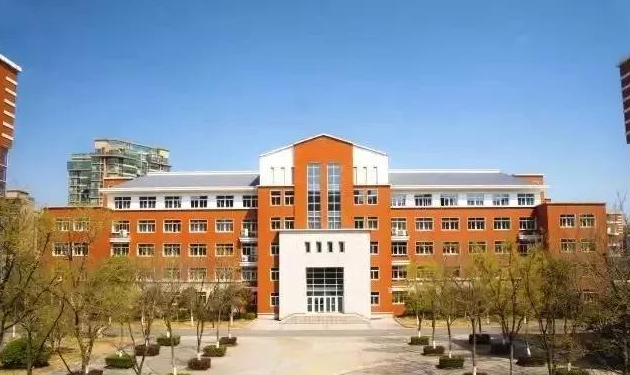 南京市建鄴高級中學歷年招生分數(shù)線一覽表(2023參考)