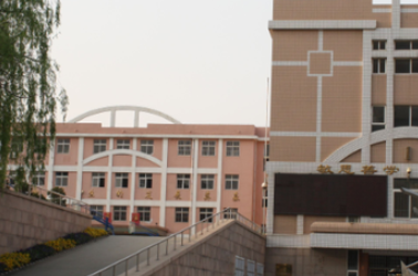 青島城市管理職業(yè)學(xué)校網(wǎng)站網(wǎng)址主頁