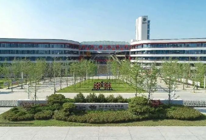 南京市行知實(shí)驗(yàn)中學(xué)地址，乘車路線