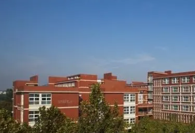 貴州2023年上中專(zhuān)學(xué)校能不能考大學(xué)