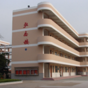鹽城市龍岡中學