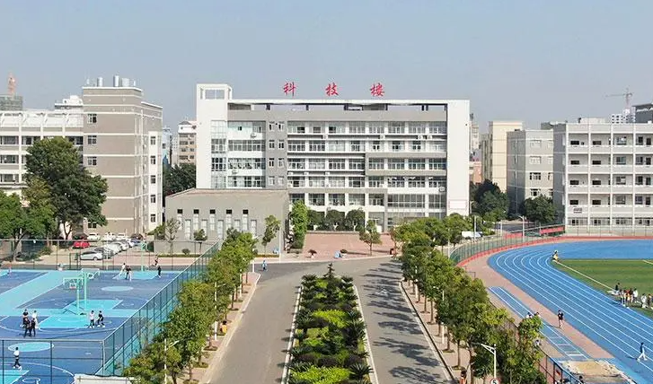 貴州2023年初中畢業(yè)女生讀什么中專學校好